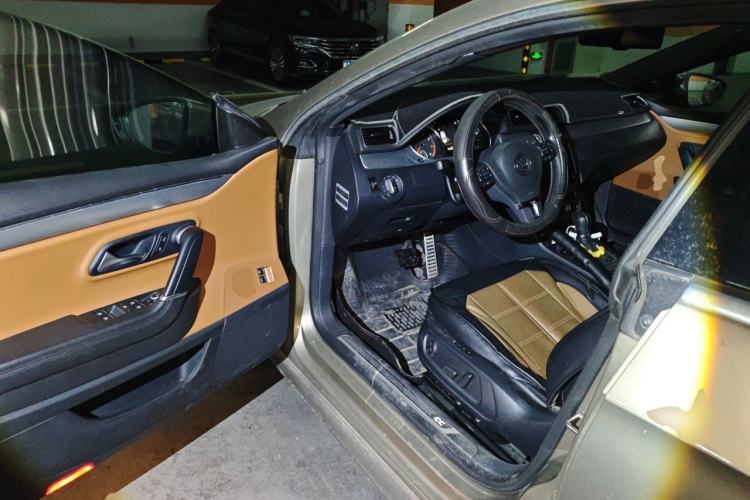 Used Volkswagen FAW-Volkswagen CC 2015 1.8TSI Luxury Model Driver Seat