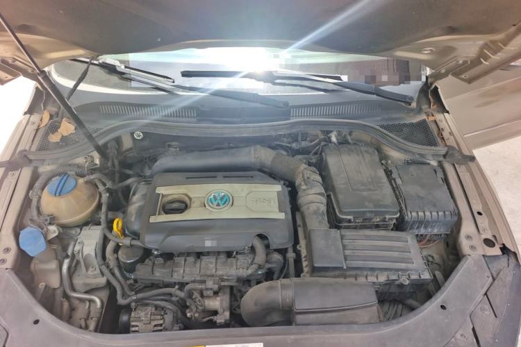 Used Volkswagen FAW-Volkswagen CC 2015 2.0 TSI Luxury Model Engine Bay