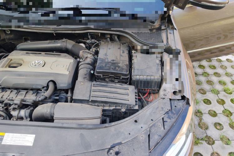 Used Volkswagen FAW-Volkswagen CC 2015 1.8TSI Luxury Model Engine Bay Left