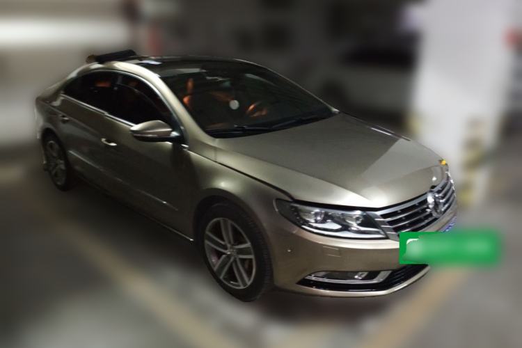 Used Volkswagen FAW-Volkswagen CC 2015 1.8TSI Luxury Model Front Right 45 Deg