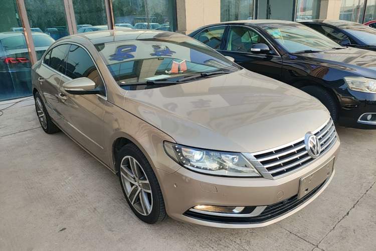 Used Volkswagen FAW-Volkswagen CC 2015 1.8TSI Luxury Model Front Right 45 Deg