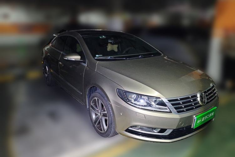 Used Volkswagen FAW-Volkswagen CC 2015 1.8TSI Luxury Model Front Right 45 Deg