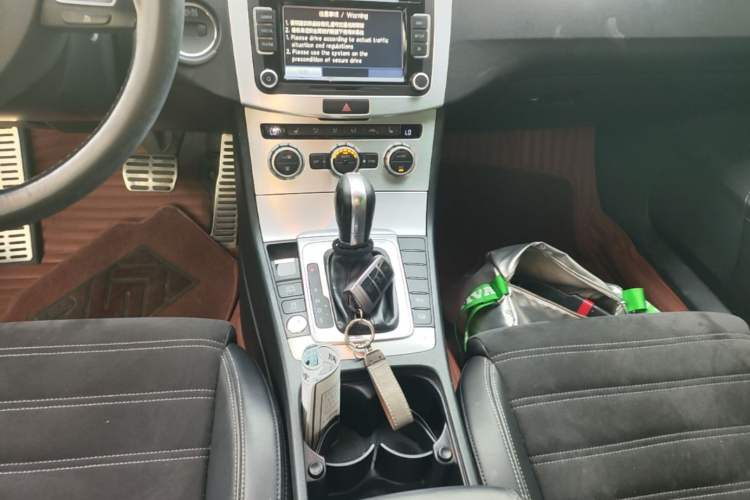 Used Volkswagen FAW-Volkswagen CC 2015 1.8TSI Luxury Model Gear Lever