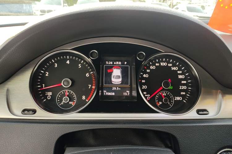 Used Volkswagen FAW-Volkswagen CC 2015 1.8TSI Luxury Model Instrument Cluster