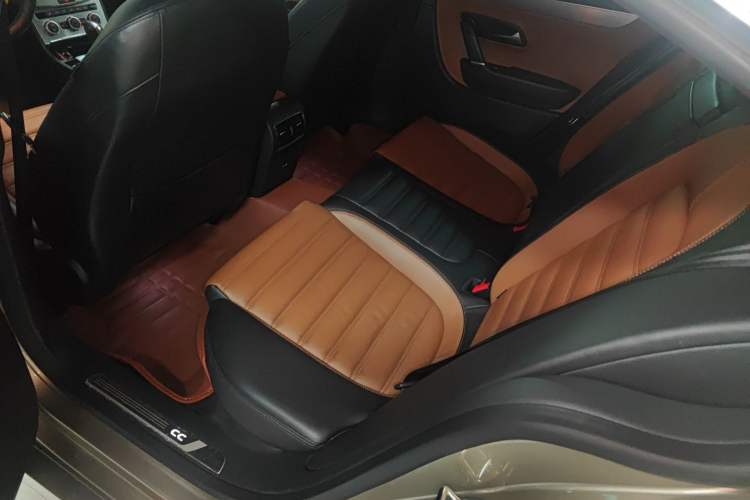 Used Volkswagen FAW-Volkswagen CC 2015 2.0 TSI Luxury Model Left Rear Seat