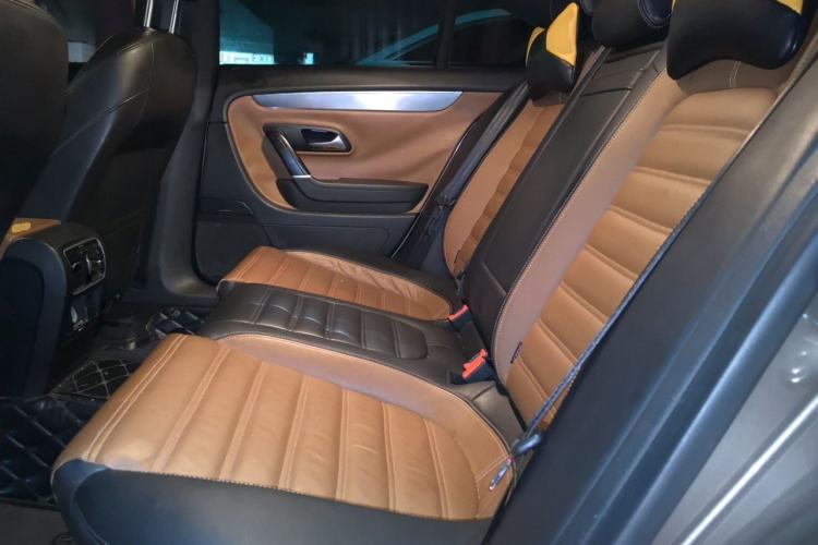 Used Volkswagen FAW-Volkswagen CC 2015 1.8TSI Luxury Model Left Rear Seat