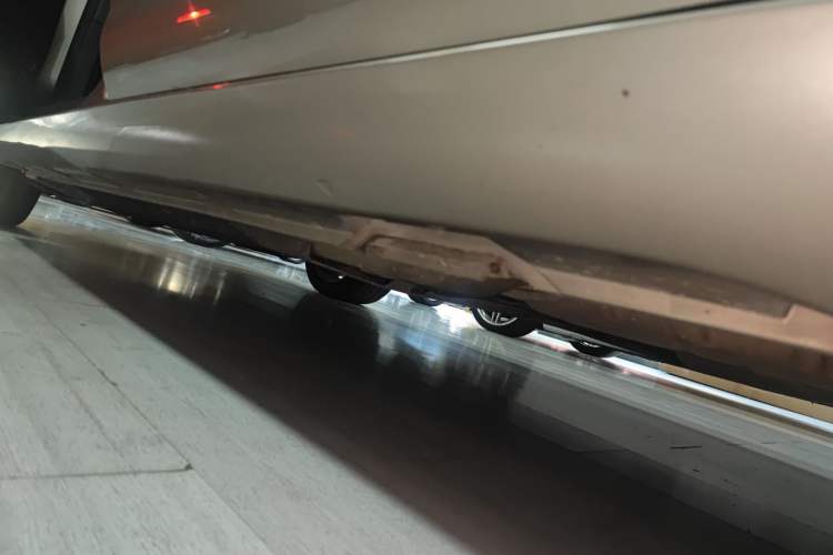 Used Volkswagen FAW-Volkswagen CC 2015 2.0 TSI Luxury Model Left Side Sill