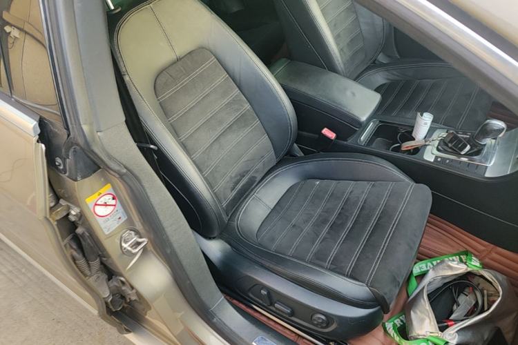 Used Volkswagen FAW-Volkswagen CC 2015 1.8TSI Luxury Model Right Front Seat