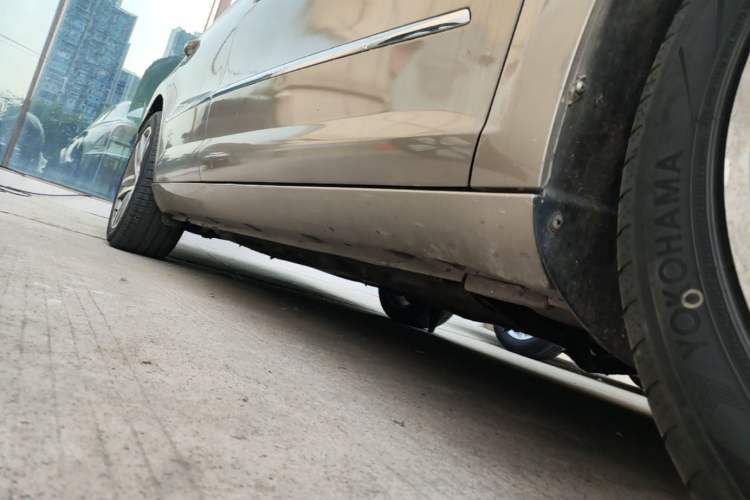 Used Volkswagen FAW-Volkswagen CC 2015 1.8TSI Luxury Model Right Side Sill