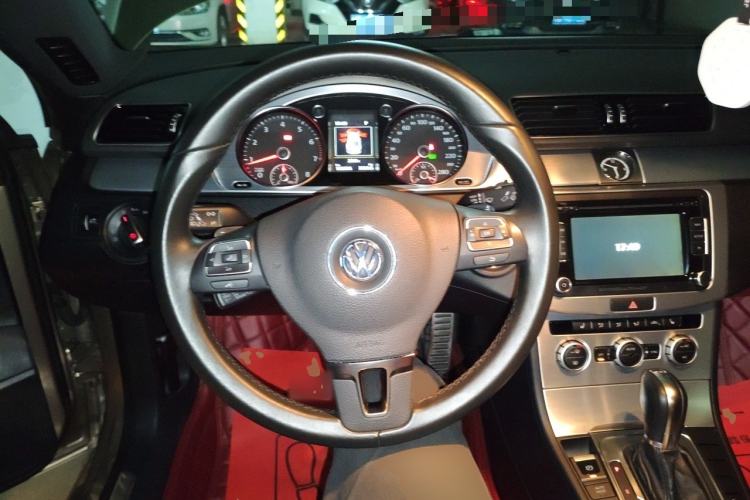 Used Volkswagen FAW-Volkswagen CC 2015 1.8TSI Luxury Model Steering Wheel