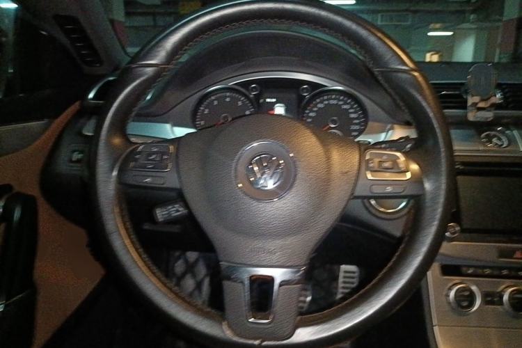 Used Volkswagen FAW-Volkswagen CC 2015 1.8TSI Luxury Model Steering Wheel