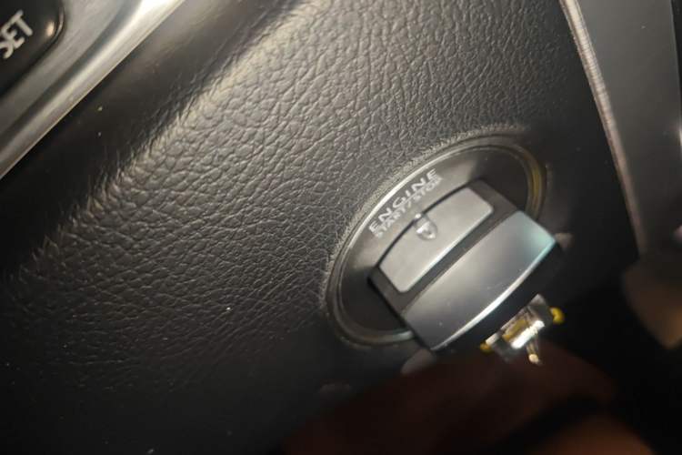 Used Volkswagen FAW-Volkswagen CC 2015 2.0 TSI Luxury Model Vehicle Key