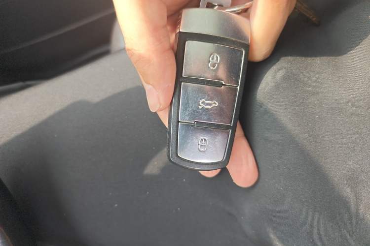 Used Volkswagen FAW-Volkswagen CC 2015 2.0 TSI Ultimate Model Vehicle Key