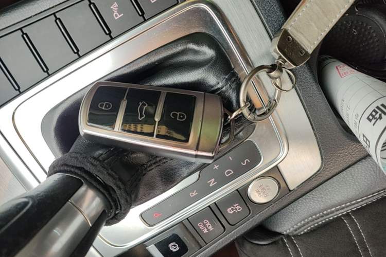 Used Volkswagen FAW-Volkswagen CC 2015 1.8TSI Luxury Model Vehicle Key