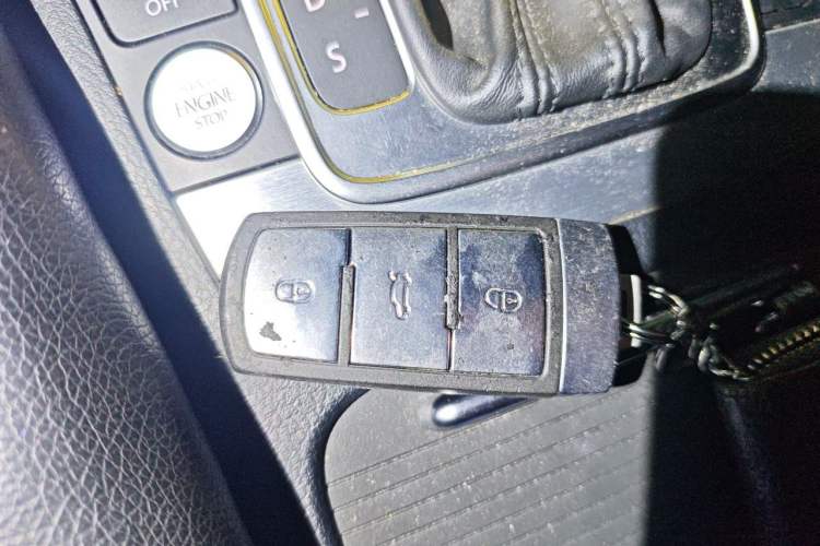Used Volkswagen FAW-Volkswagen CC 2015 1.8TSI Luxury Model Vehicle Key
