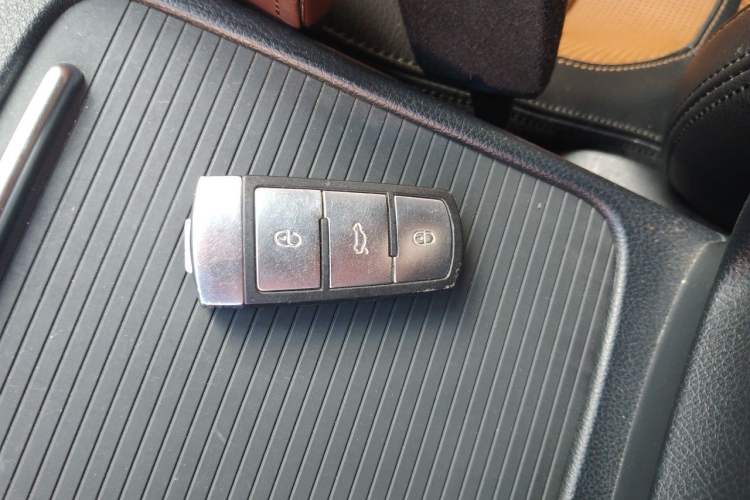 Used Volkswagen FAW-Volkswagen CC 2015 1.8TSI Luxury Model Vehicle Key