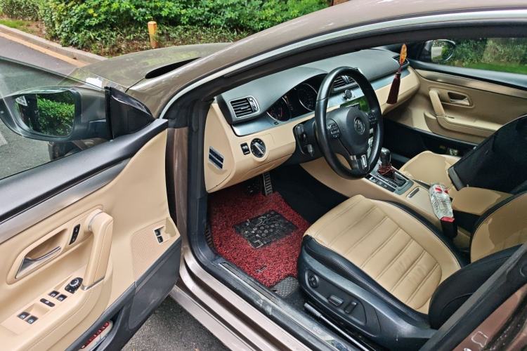 Used Volkswagen FAW-Volkswagen CC 2015 1.8TSI Luxury Model Driver Seat