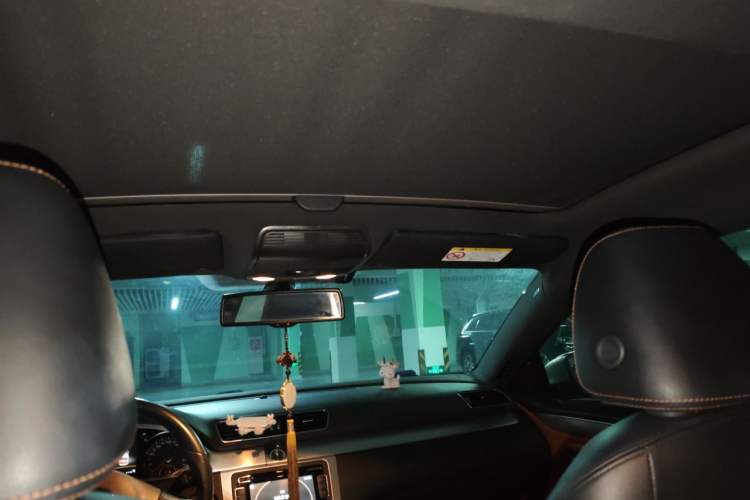 Used Volkswagen FAW-Volkswagen CC 2015 2.0 TSI Luxury Model Headliner
