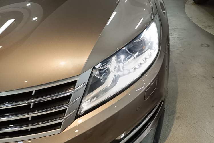 Used Volkswagen FAW-Volkswagen CC 2015 1.8TSI Luxury Model Left Front Headlight