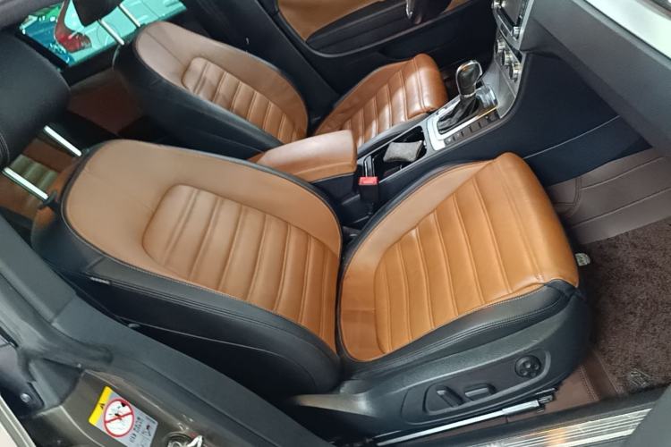 Used Volkswagen FAW-Volkswagen CC 2015 1.8TSI Luxury Model Right Front Seat