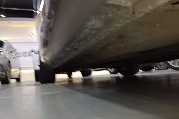 Used Volkswagen FAW-Volkswagen CC 2015 1.8TSI Luxury Model Right Side Sill