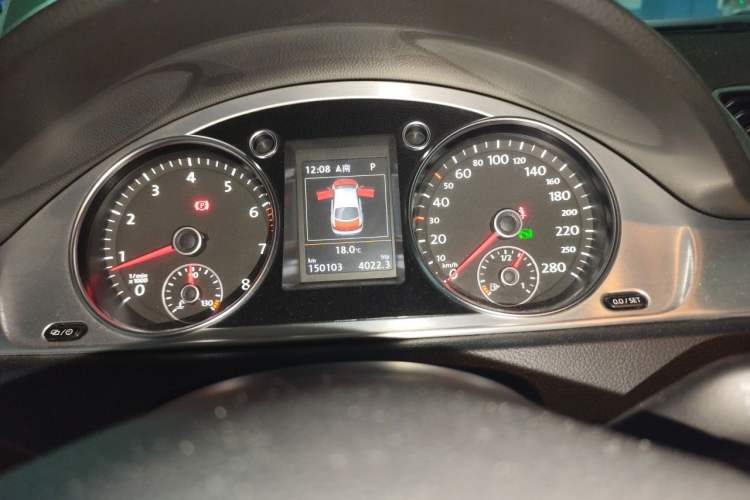 Used Volkswagen FAW-Volkswagen CC 2015 1.8TSI Luxury Model Instrument Cluster