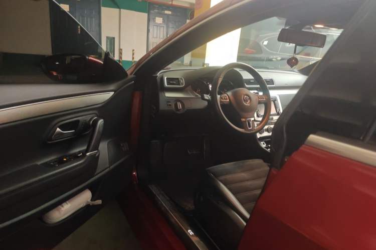 Used Volkswagen FAW-Volkswagen CC 2015 1.8TSI Luxury Model Driver Seat