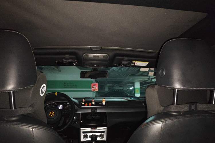 Used Volkswagen FAW-Volkswagen CC 2015 1.8TSI Prestige Model Headliner