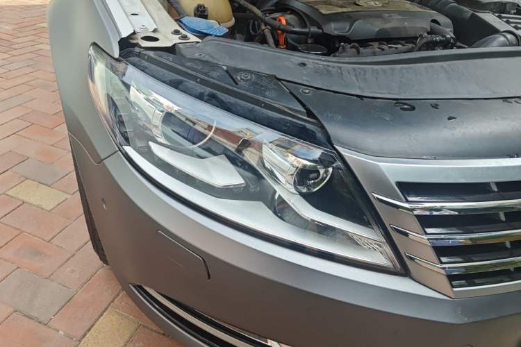 Used Volkswagen FAW-Volkswagen CC 2015 2.0 TSI Luxury Model Right Front Headlight