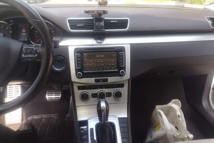 Used Volkswagen FAW-Volkswagen CC 2015 3.0 FSI V6 Audio And AC Panel