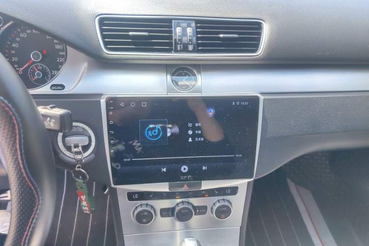 Used Volkswagen FAW-Volkswagen CC 2015 1.8TSI Prestige Model Audio And AC Panel