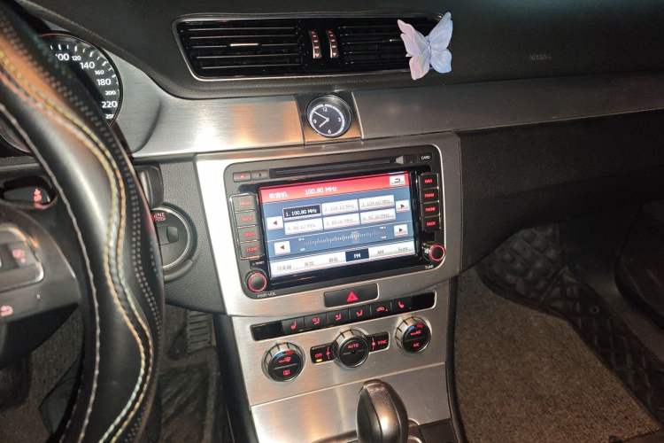 Used Volkswagen FAW-Volkswagen CC 2015 1.8TSI Luxury Model Audio And AC Panel
