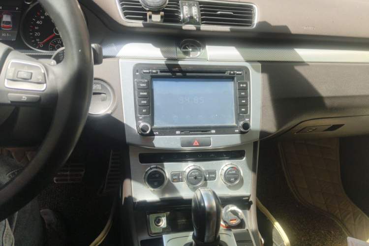 Used Volkswagen FAW-Volkswagen CC 2015 3.0 FSI V6 Audio And AC Panel