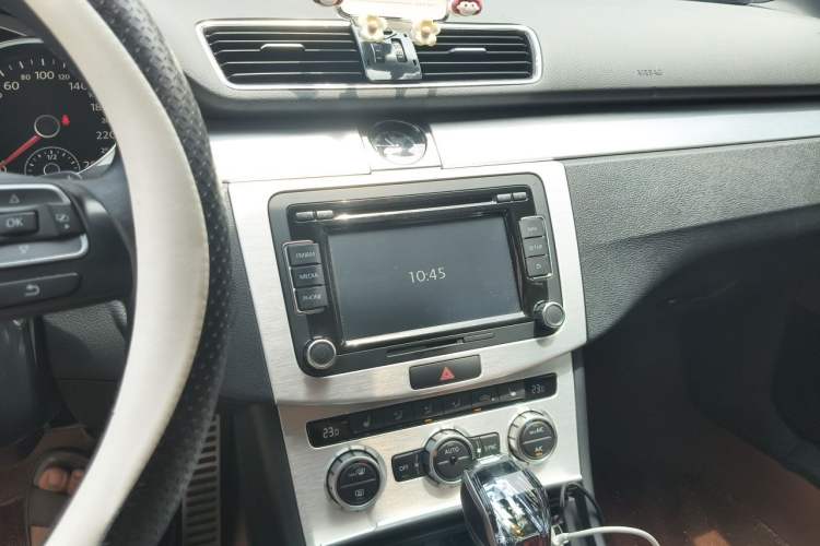 Used Volkswagen FAW-Volkswagen CC 2015 1.8TSI Luxury Model Audio And AC Panel