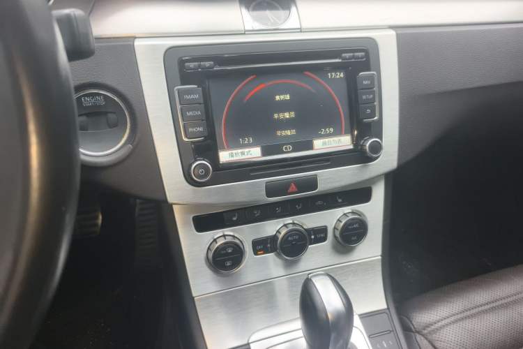 Used Volkswagen FAW-Volkswagen CC 2015 2.0 TSI Ultimate Model Audio And AC Panel