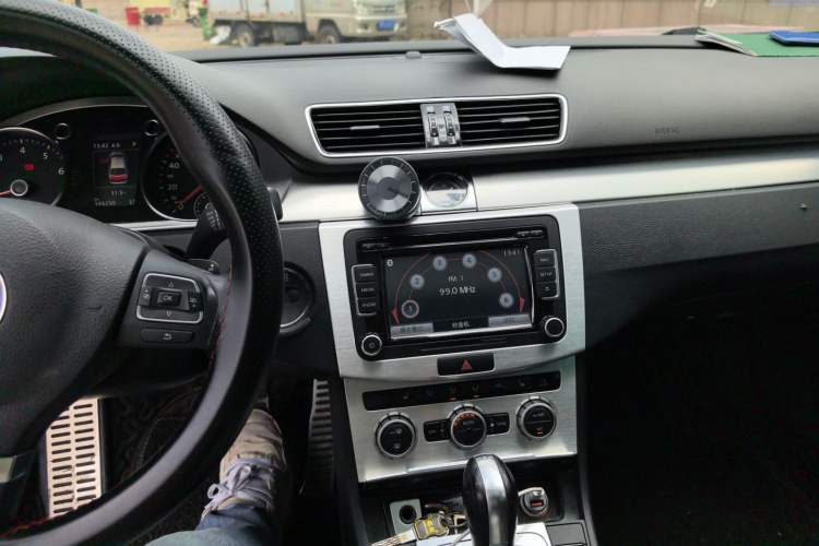 Used Volkswagen FAW-Volkswagen CC 2015 1.8TSI Luxury Model Audio And AC Panel