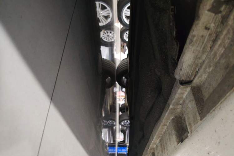 Used Volkswagen FAW-Volkswagen CC 2015 1.8TSI Prestige Model Chassis Front Left