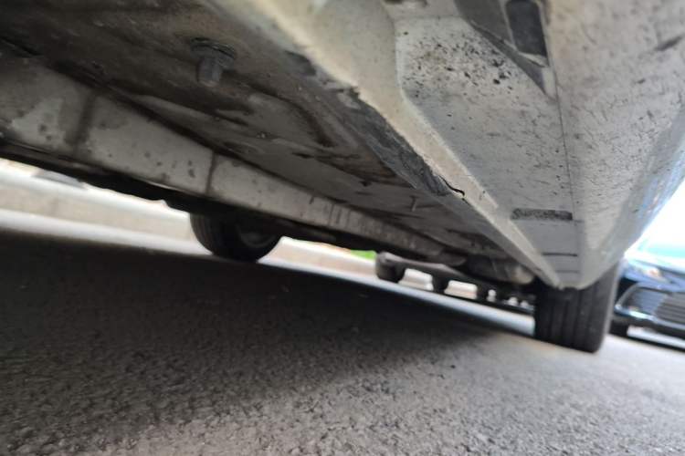 Used Volkswagen FAW-Volkswagen CC 2015 1.8TSI Luxury Model Chassis Front Left