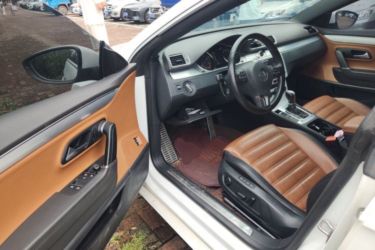 Used Volkswagen FAW-Volkswagen CC 2015 1.8TSI Luxury Model Driver Seat