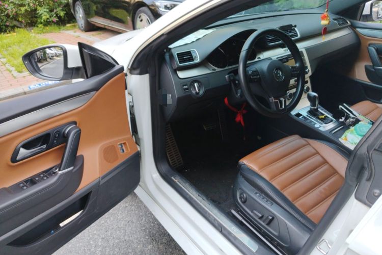 Used Volkswagen FAW-Volkswagen CC 2015 1.8TSI Luxury Model Driver Seat