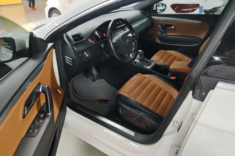 Used Volkswagen FAW-Volkswagen CC 2015 1.8TSI Luxury Model Driver Seat