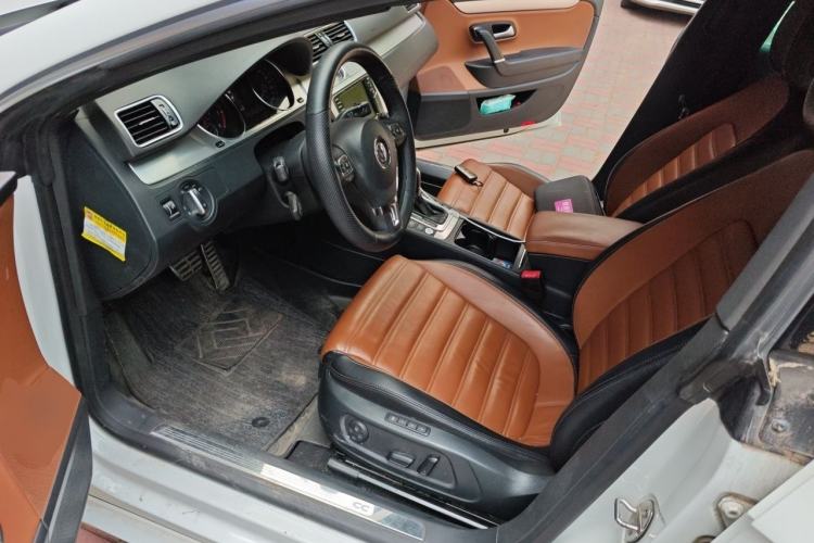 Used Volkswagen FAW-Volkswagen CC 2015 2.0 TSI Luxury Model Driver Seat