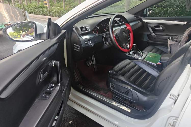 Used Volkswagen FAW-Volkswagen CC 2015 1.8TSI Prestige Model Driver Seat