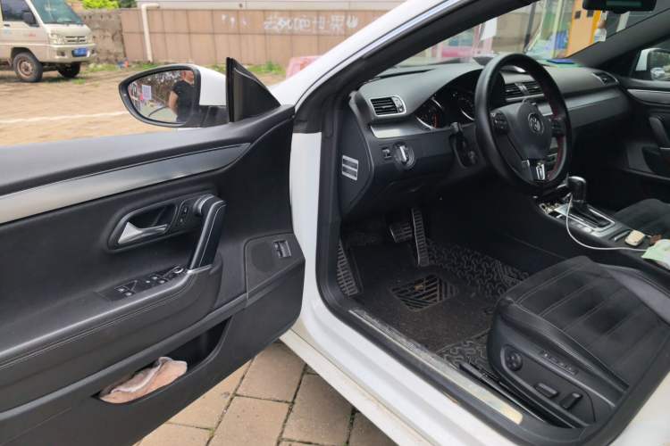 Used Volkswagen FAW-Volkswagen CC 2015 1.8TSI Luxury Model Driver Seat