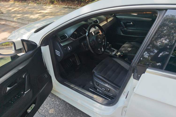 Used Volkswagen FAW-Volkswagen CC 2015 1.8TSI Luxury Model Driver Seat