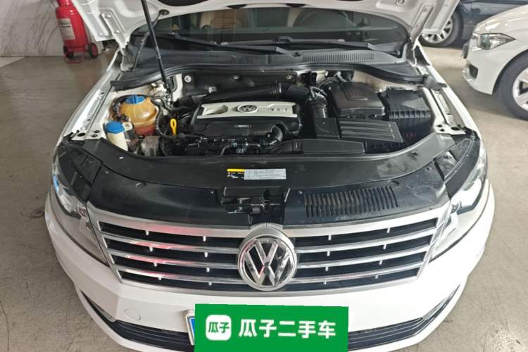 Used Volkswagen FAW-Volkswagen CC 2015 2.0 TSI Luxury Model Engine Bay