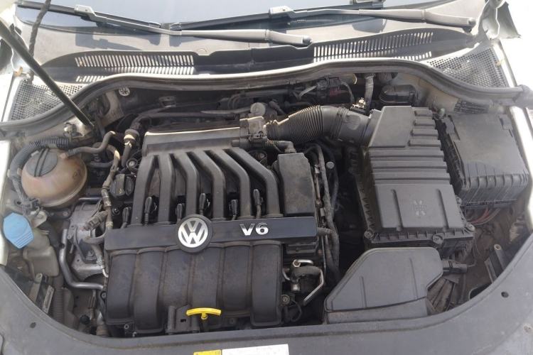 Used Volkswagen FAW-Volkswagen CC 2015 3.0 FSI V6 Engine Bay