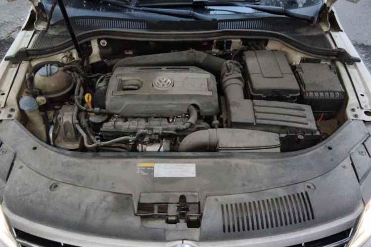 Used Volkswagen FAW-Volkswagen CC 2015 1.8TSI Luxury Model Engine Bay