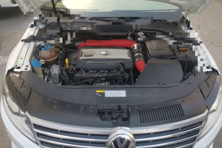 Used Volkswagen FAW-Volkswagen CC 2015 2.0 TSI Luxury Model Engine Bay