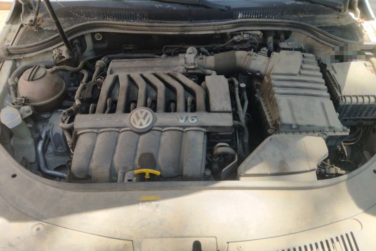 Used Volkswagen FAW-Volkswagen CC 2015 3.0 FSI V6 Engine Bay